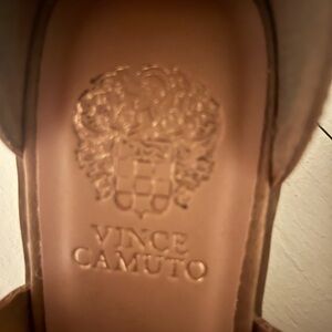 Vince Camuto Nude Leather shoe